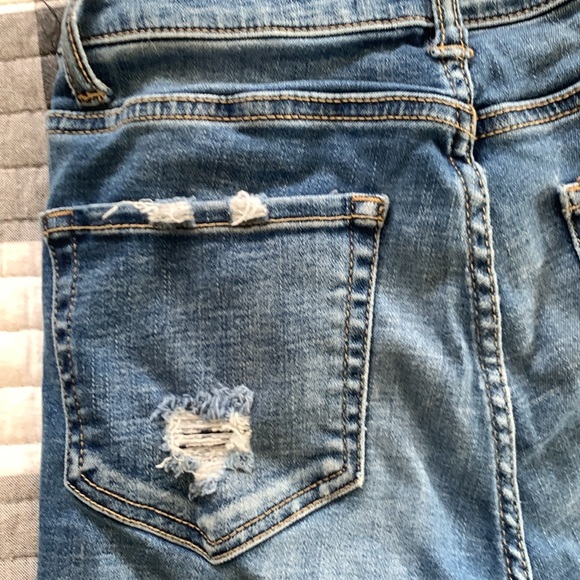 BKE BILLIE Slim Fit High Rise Ankle Skinny Distressed Blue Jeans from Buckle - Picture 4 of 12